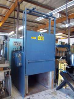 DF INDUSTRIES 3 X 4 X 5 INDUSTRIAL DRYING OVEN 250  